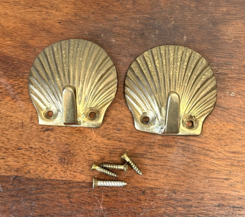 Vintage Brass Scallop Shell Wall Hooks Set of 2 Coastal Nautical 2"